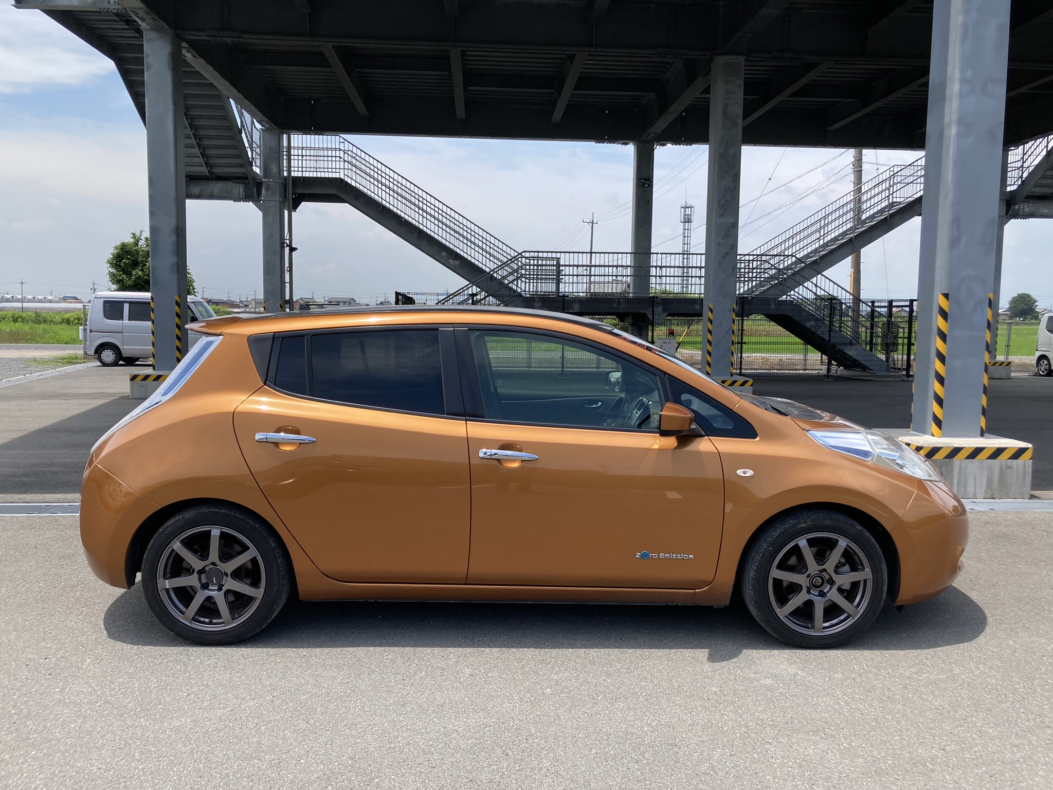 Nissan > Leaf > ZAA-AZE0 > 2016 Nissan Leaf ZAA-AZE0 - Image 4