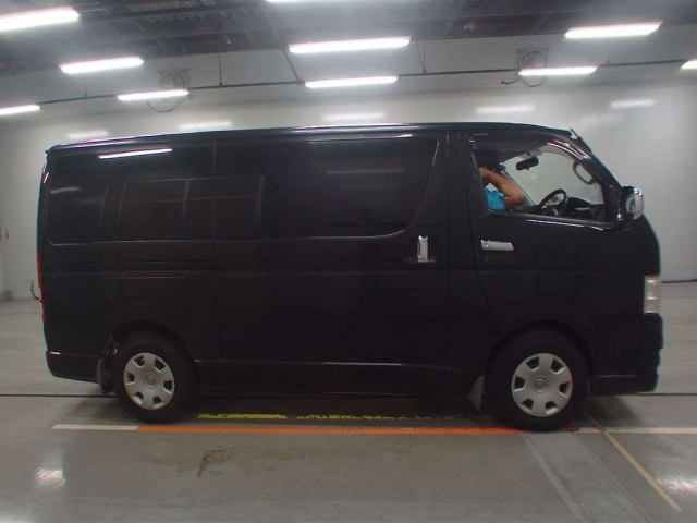 2011 Toyota HIACE VAN Super -GL - Image 3